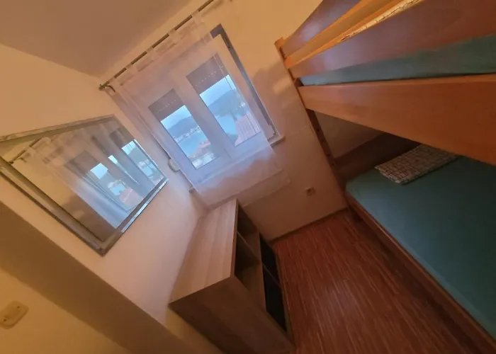 Apartments Matanovic